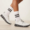 On Cloudswift 4 Wolf / Black 鈥?Lightweight Running