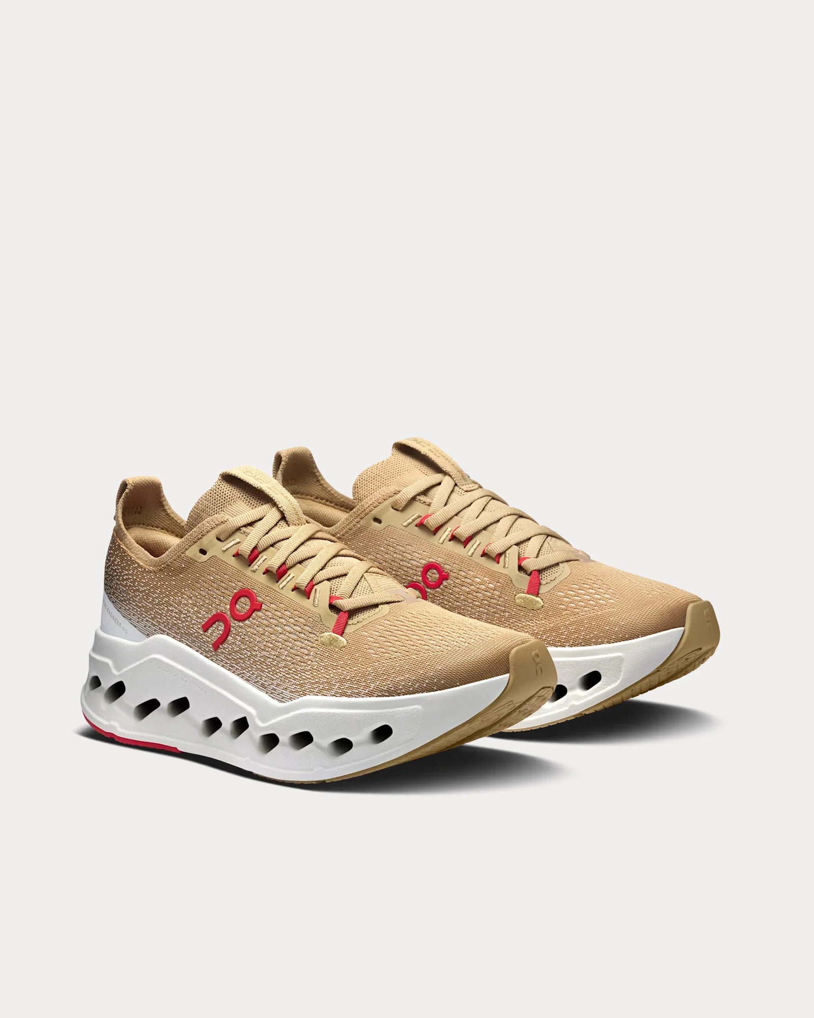 On 鈥?Cloudsurfer Max 鈥榊ear of the Horse鈥?Chai / Ivory Running Shoes